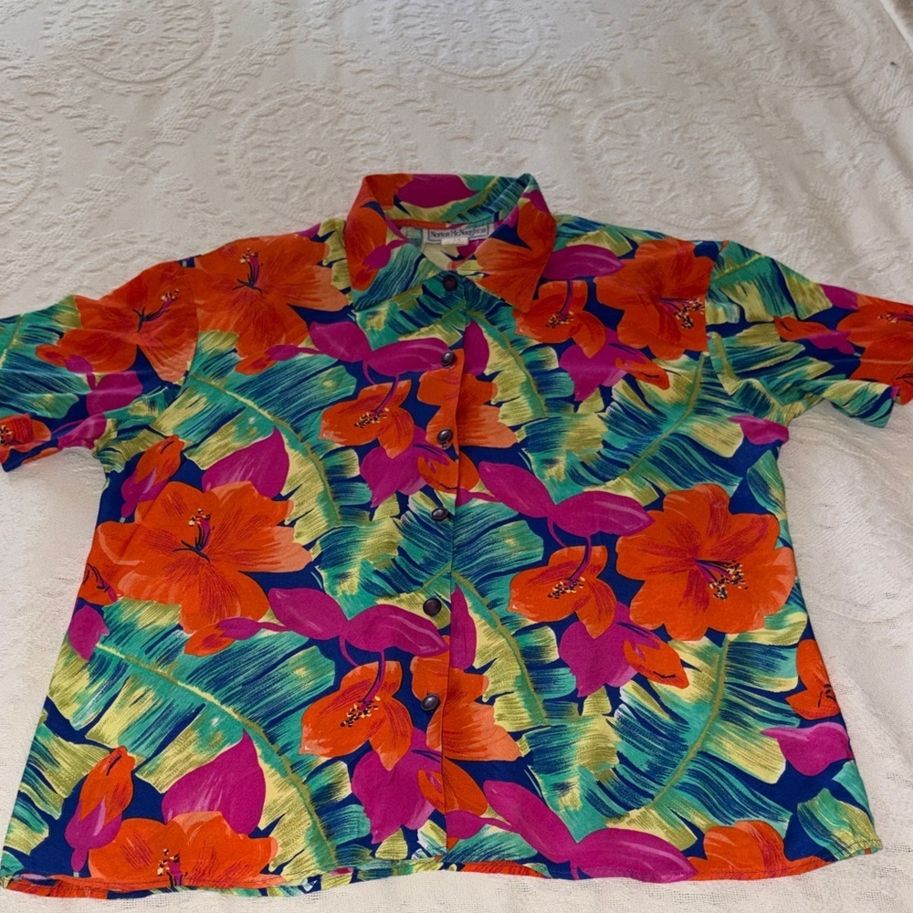 Vintage Women’s Norton Mcnaughton Tropical Floral Button-Up Shirt 14